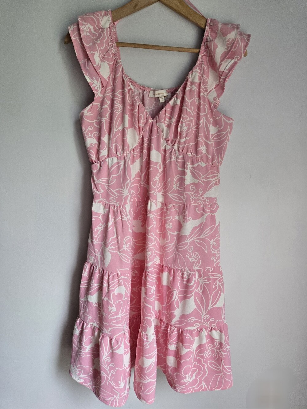 MONTEAU LOS ANGELES Pink Floral Ruffle Shoulder Dress
